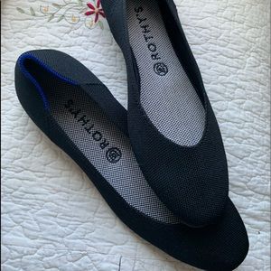 Rothy's Black Solid Round Toe Ballet Flat Size 10.5